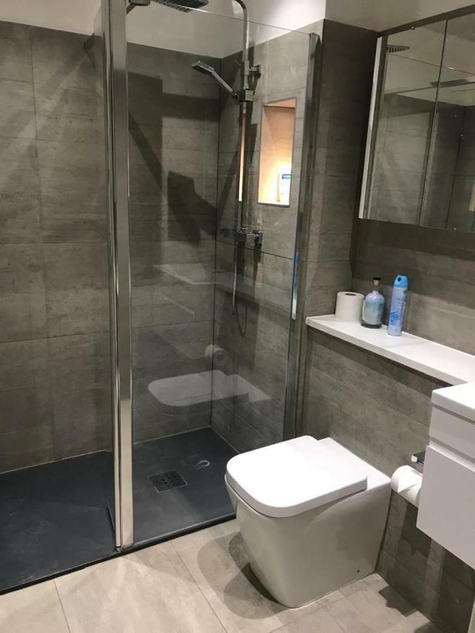 Апартаменты Bright Convenient Flat In Little Venice Лондон Экстерьер фото